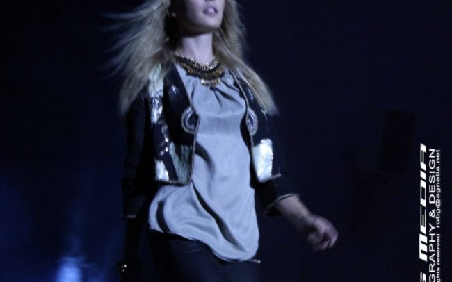 Chicago, New York, LA, Paris, Berlin, Munich, Frankfurt, Würzburg – Germany, Spain  – EuropeFashion Show Photography